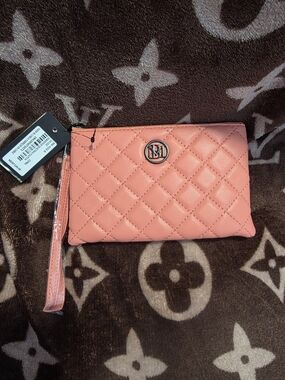 Badgley Mischka Wristlet- Coral Pink